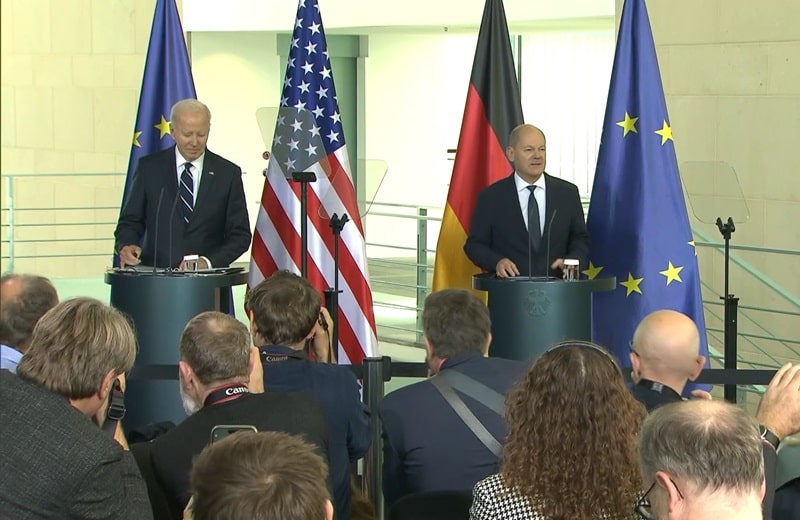 Biden und Scholz bei ihrem gemeinsamen Auftritt (Bild: Screenshot / Bundesregierung)