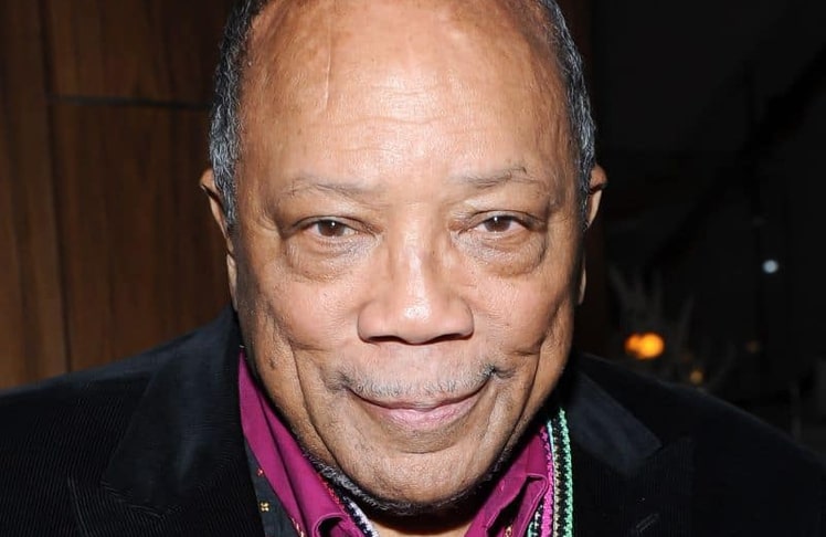 Quincy Jones, hier bei einem Event 2014, prägte die Musikindustrie über Jahrzehnte und gilt als einer der einflussreichsten Produzenten aller Zeiten. © Canadian Film Centre