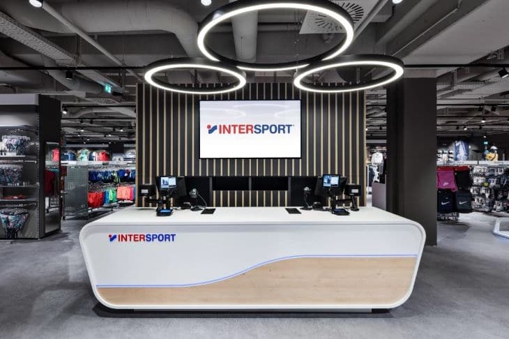 Die Intersport-Stores verzeichneten während der Fußball-EM einen außergewöhnlichen Anstieg der Trikotverkäufe. © Intersport