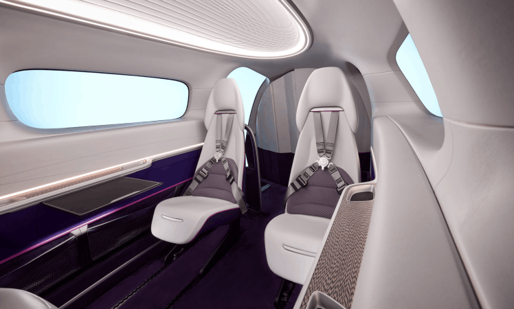 Ein Mockup des Lilium Jets: Der bemannte Erstflug wurde auf Anfang 2025 verschoben, während ein Großauftrag aus Saudi-Arabien erwartet wird. © Lilium