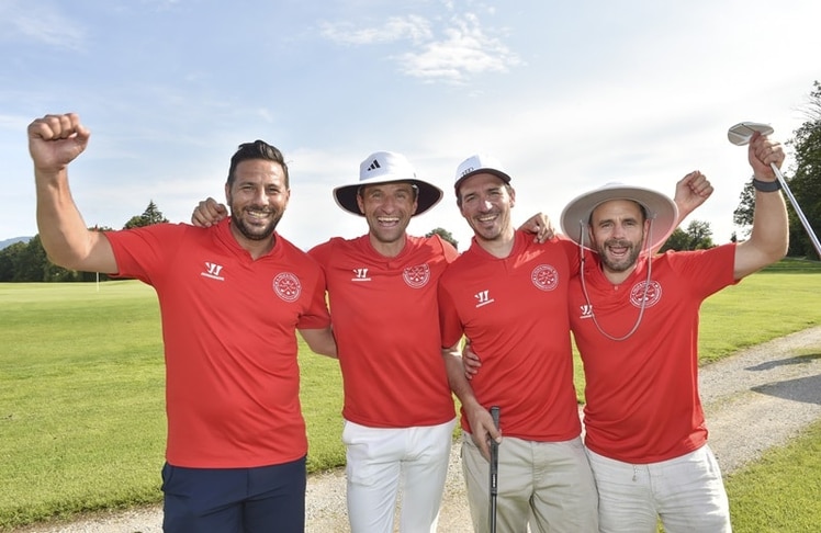 Claudio Pizarro, Thomas Müller, Felix Neureuther und Philip Frankenberger beim "4. Felix & Friends Invitational" am Donnerstag, 25. Juli 2024 (Bild: Brauer Photos / G. Nitschke)