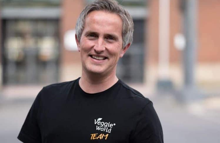 Hendrik Schellkes, Veranstalter der VeggieWorld und Geschäftsführer der Wellfairs GmbH, spricht über die Entwicklungen und Trends im veganen Markt. © Wellfairs GmbH