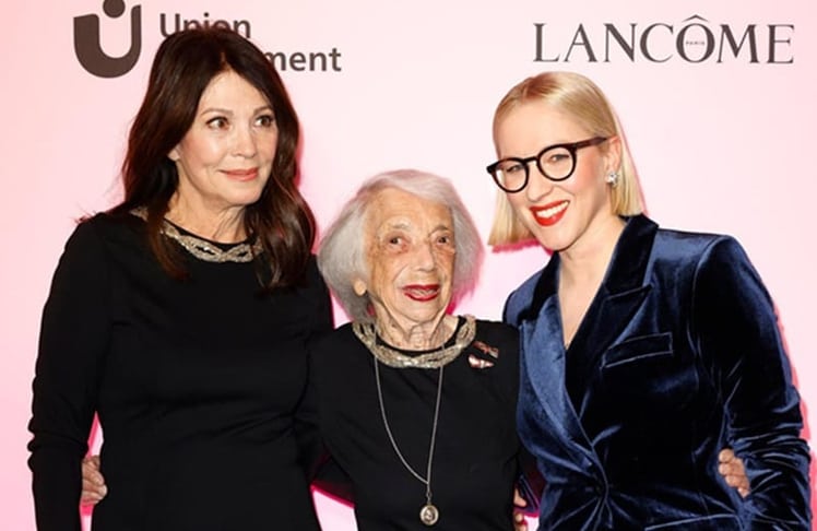 Iris Berben, Margot Friedländer und Susanna Riethmüller bei der BRIGITTE Award 2024-Verleihung.
© BRIGITTE / Franziska Krug