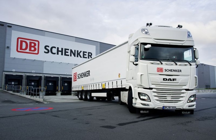 Ein Mega-Deal, der die Branche bewegt: Die 14,3-Milliarden-Euro-Übernahme von DB Schenker durch den dänischen Logistikkonzern DSV fordert die Expertise zahlreicher Wirtschaftskanzleien – von Freshfields bis Hengeler Mueller. (Foto: Deutsche Bahn AG / Volker Emersleben)