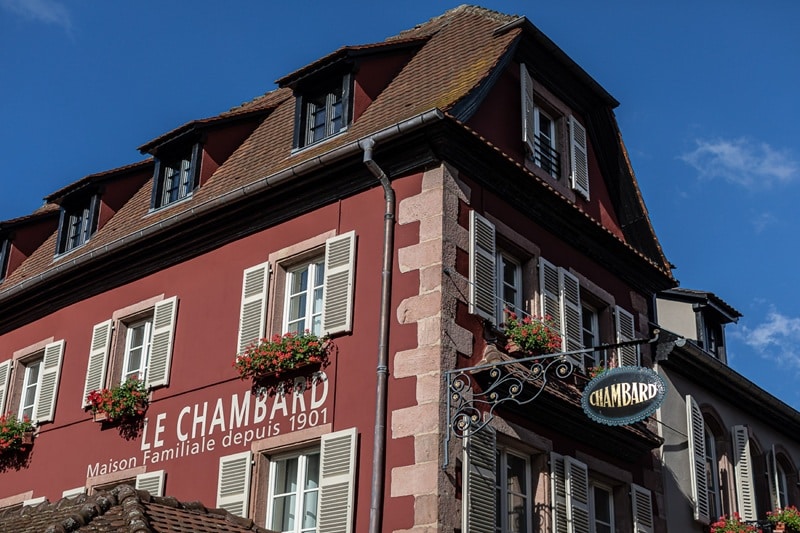 Le Chambard von außen (Bild: Ilya Kagan)