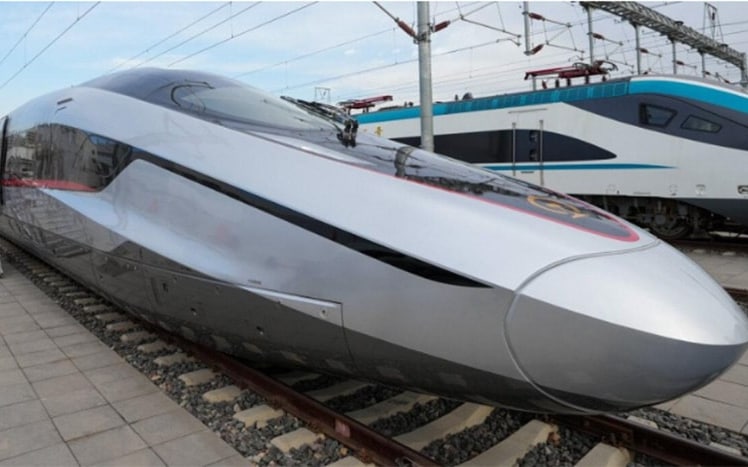 Der CR450 wird im regulären Betrieb mit 400 km/h unterwegs sein - eine Rekordmarke für den konventionellen Schienenverkehr. © Chinesische staatliche Medienagentur Xinhua